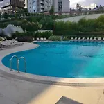 Elegant 2 Bedroom Sinpas Queen Gym Pools 이스탄불