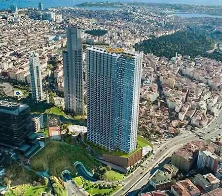 Elegant 2 Bedroom Sinpas Queen Gym Pools Apartamento