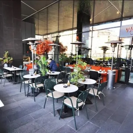 公寓 Elegant 2 Bedroom Sinpas Queen Gym Pools