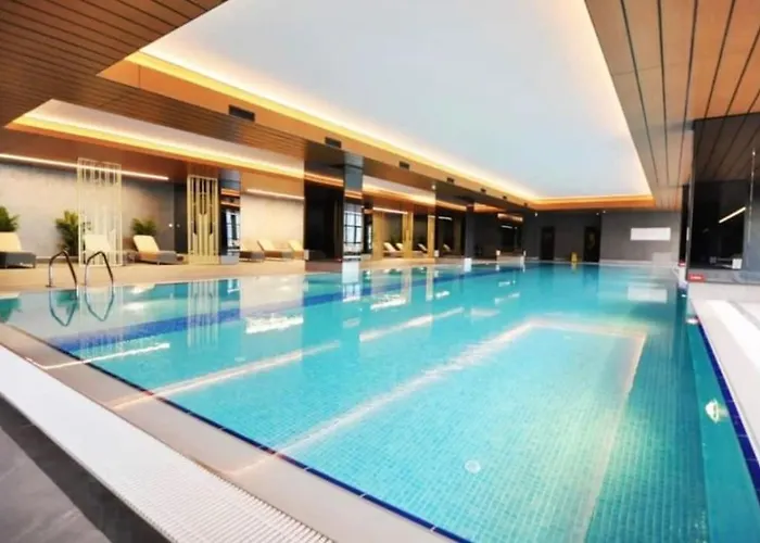 Elegant 2 Bedroom Sinpas Queen Gym Pools