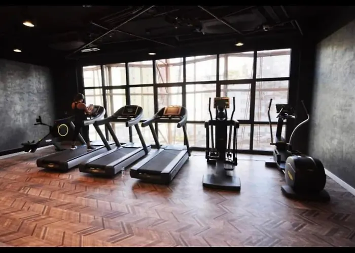 公寓 Elegant 2 Bedroom Sinpas Queen Gym Pools 伊斯坦布尔