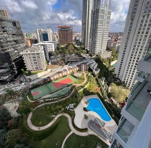 公寓 Elegant 2 Bedroom Sinpas Queen Gym Pools 伊斯坦布尔