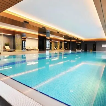 Elegant 2 Bedroom Sinpas Queen Gym Pools