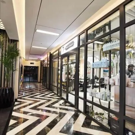 아파트 Elegant 2 Bedroom Sinpas Queen Gym Pools 이스탄불